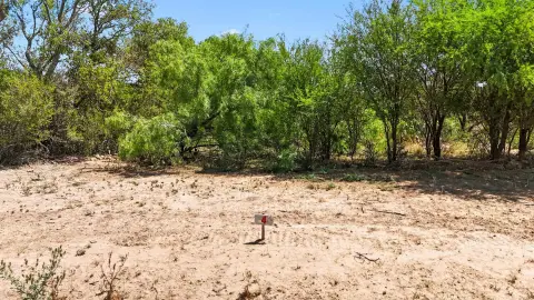 Residential Lot in Del Rio