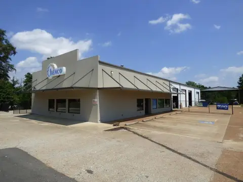 Retail Property on US Hwy 59