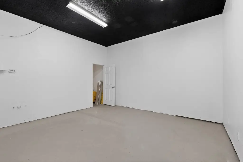 Picture 25