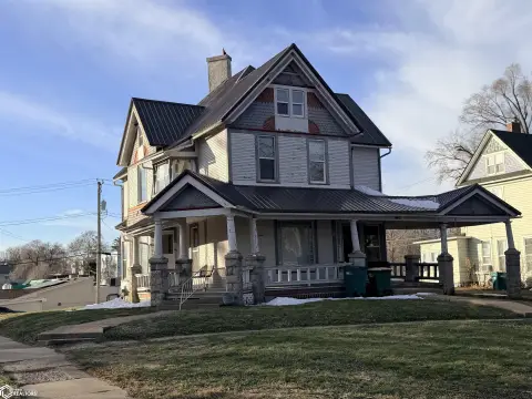 Fairfield Triplex Near Campus