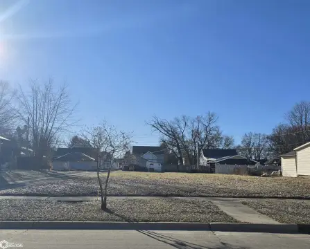 Oskaloosa Land For Sale