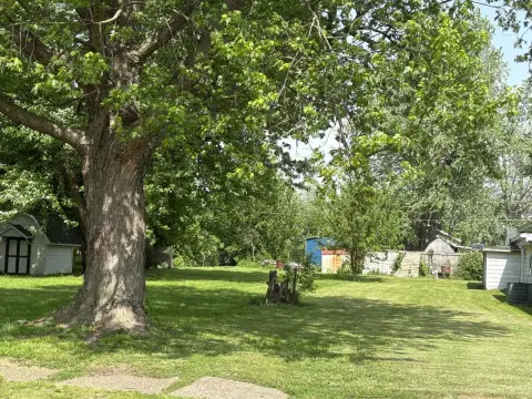 Residential Lot in Carlinville, IL