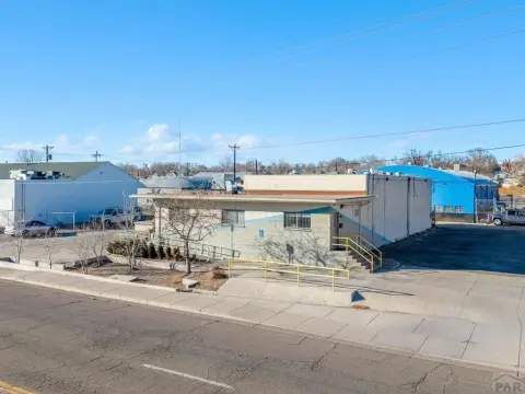 Pueblo Commercial Building with Leaseback