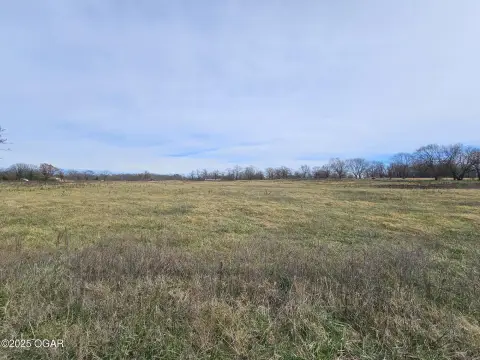 9 Acres Near Anderson, MO