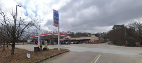 Retail Space Near Lakewood Amphitheater