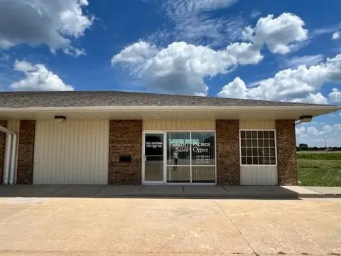 Visible Office Space in Bolivar