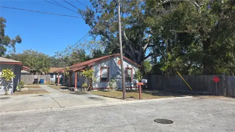 Clearwater Duplex: Investment Opportunity