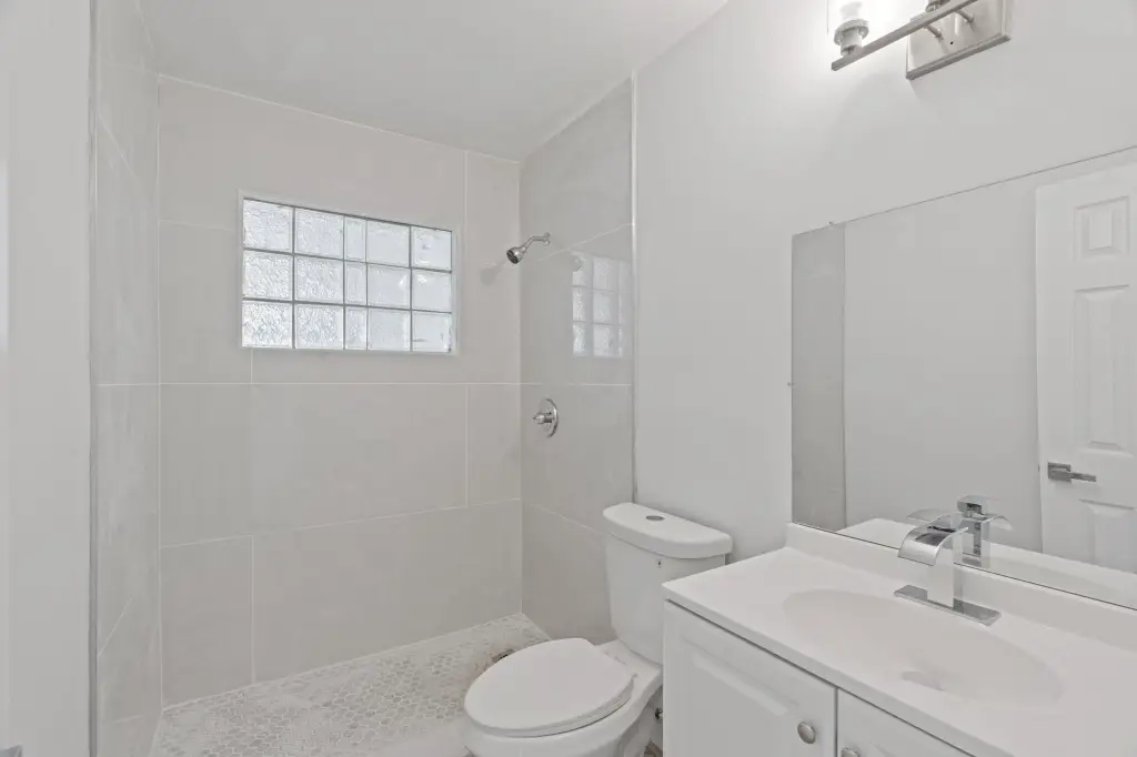 Picture 19