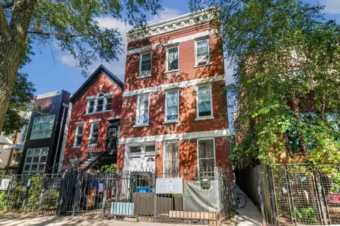 West Town Multifamily Investment Opportunity