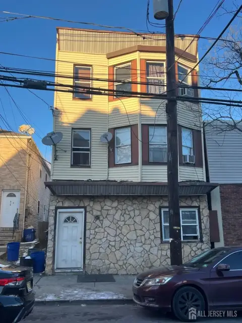Rented 3-Family Home, Perth Amboy