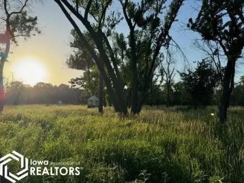 Income-Producing Land with Garage