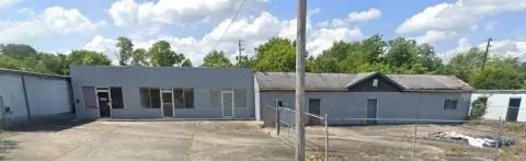 Versatile Retail Property Near Mercer