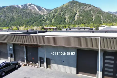 Ketchum Light-Industrial Unit For Sale