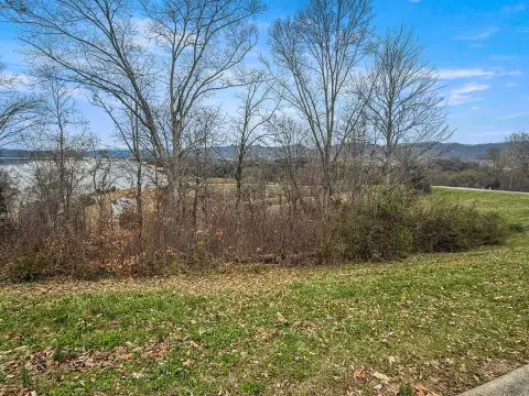 Land with Cherokee Lake Views