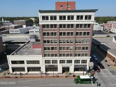 Joplin Office Suite For Rent