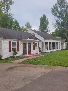 Versatile Commercial Building with Apartment