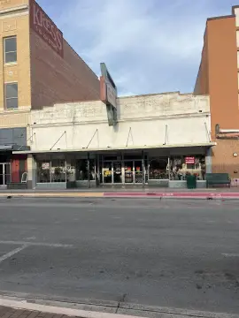 Downtown Del Rio Commercial Building