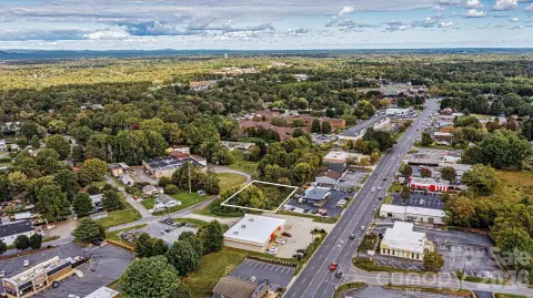 Commercial Land in Growing Hickory