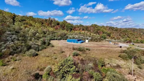 Pinsonfork Land with Metal Building