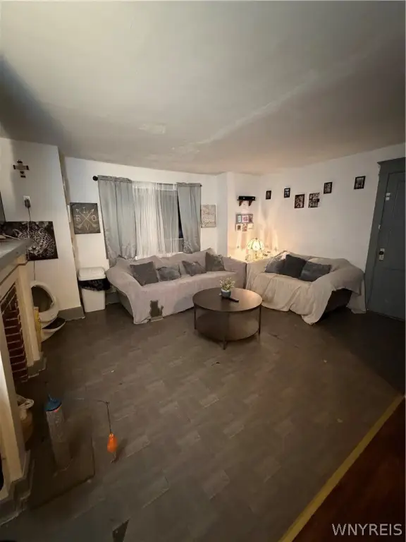 Picture 12