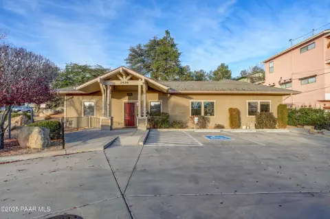 Freestanding Office Building Near Downtown