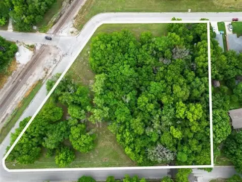 Ardmore Land Parcel with Trees