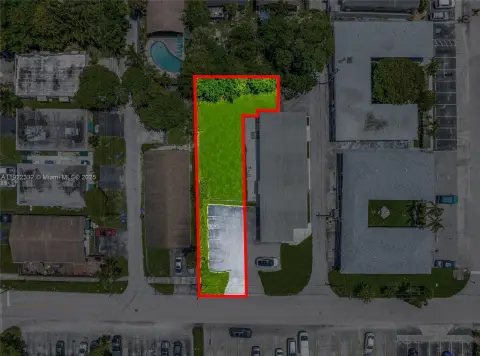 Hollywood Vacant Lot Opportunity