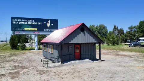 Turn-key Coffee Shop on Highway