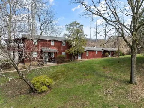 Moundsville Four-Unit Apartment Complex