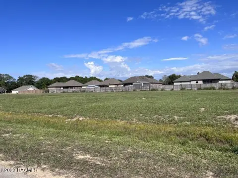 Residential Land in Scott, LA