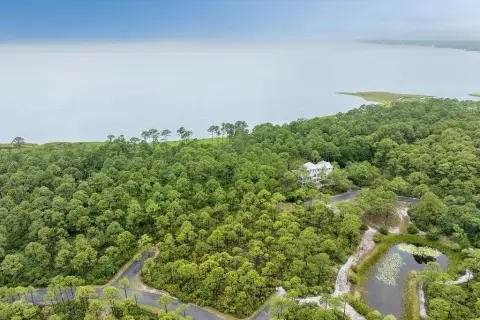 Coastal Lot in Summercamp East