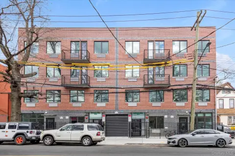 Jamaica Mixed-Use Property For Sale