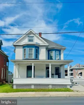 Victorian Triplex with Front Porch