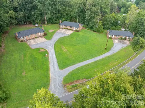 Renovated 6-Unit Apartment Property