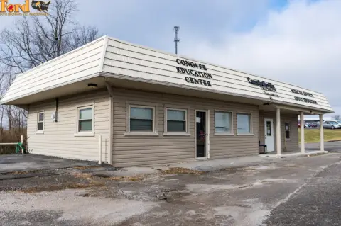 Versatile Commercial Building in Harrodsburg