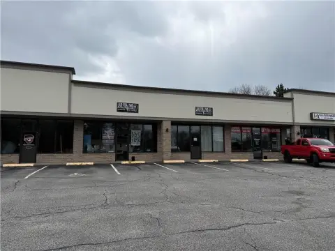 Coventry Plaza Commercial Space Available