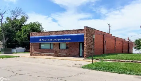 Remodeled Commercial Building in Marshalltown
