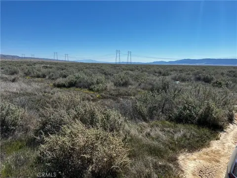 2.5 Acres Usable Land