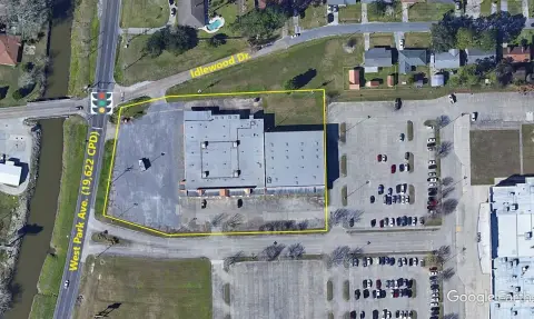 Commercial Corner Lot