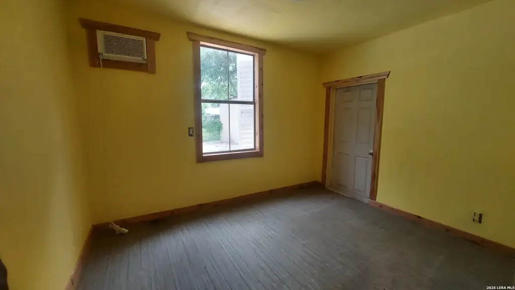 Picture 5
