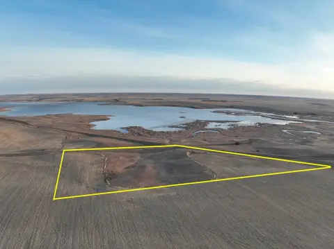 Lakefront Land Ideal Recreation Retreat