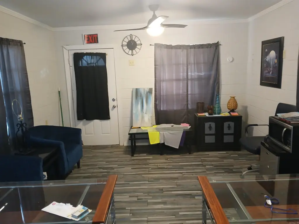 Picture 9