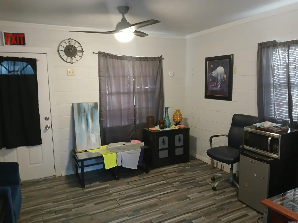 Picture 11