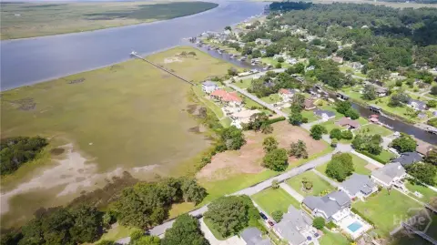 Waterfront Lot on Burnside Island