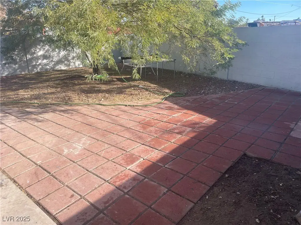 Picture 6