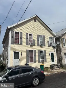 Side-by-Side Duplex with Separate Utilities