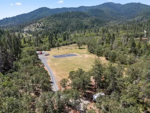 15 Acres in Southern Oregon