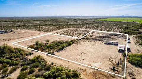 Land in Tonopah, Arizona