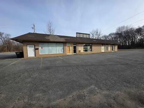 Jacksonville Commercial Building and Land