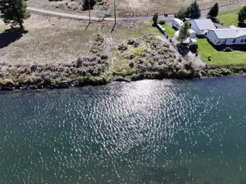 Riverside Residential Lot on Williamson River